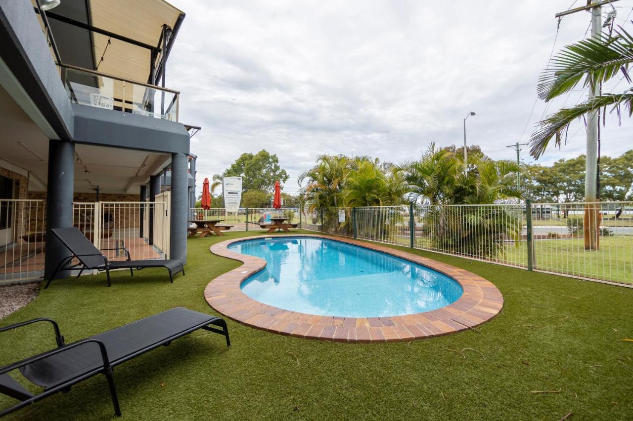 Bribie Waterways Motel Bongaree Buitenkant foto