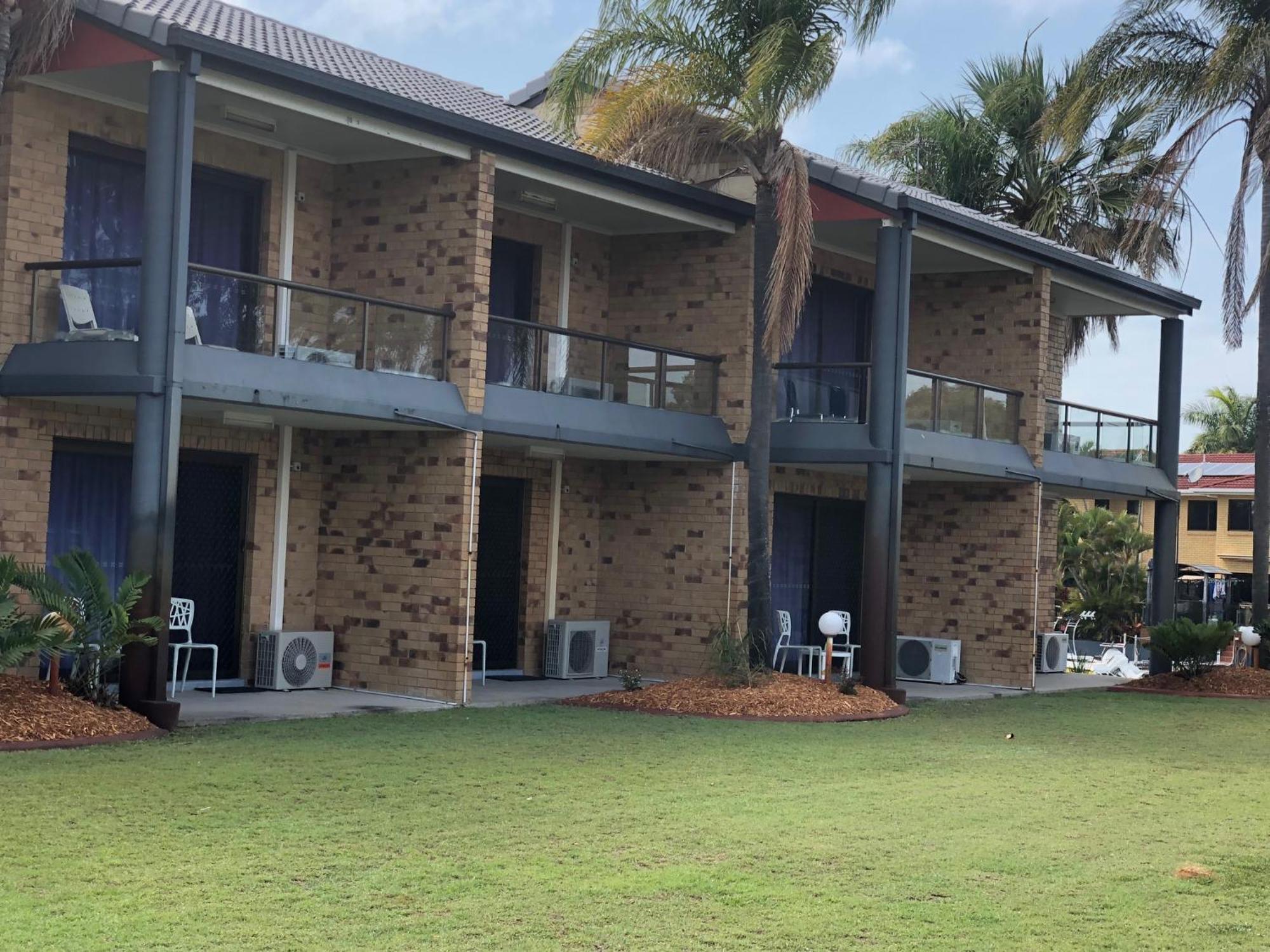 Bribie Waterways Motel Bongaree Buitenkant foto