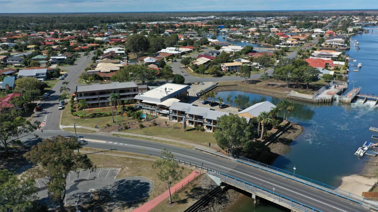 Bribie Waterways Motel Bongaree Buitenkant foto